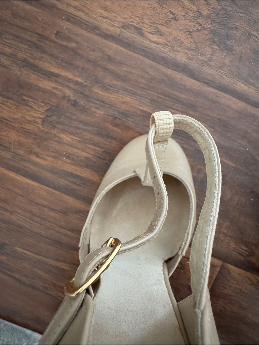 LaDuca Teresa Beige Soft Sole - Picture 6 of 9